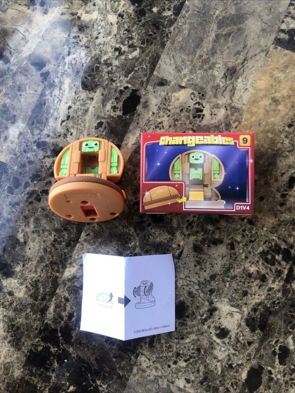McDonald’s Cheese Burger 2026 Changeables Robot Transformers Happy Meal Toy DIV4